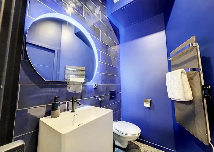 Cocon Blanc Calin Avec Jacuzzi Privatif - Loveroom Insolite Appartamento *